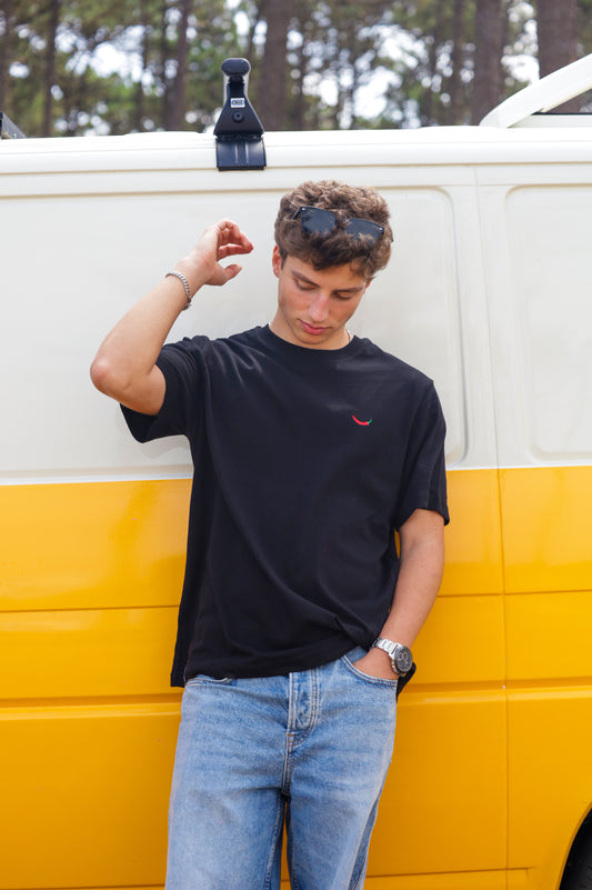 Red Hot | Relax Fit T-Shirt | Black